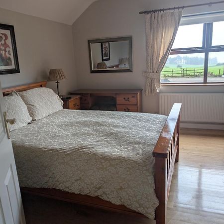 Clare House Bed & Breakfast Ballycastle Dış mekan fotoğraf